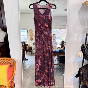 Yavi Sleeveless Dress